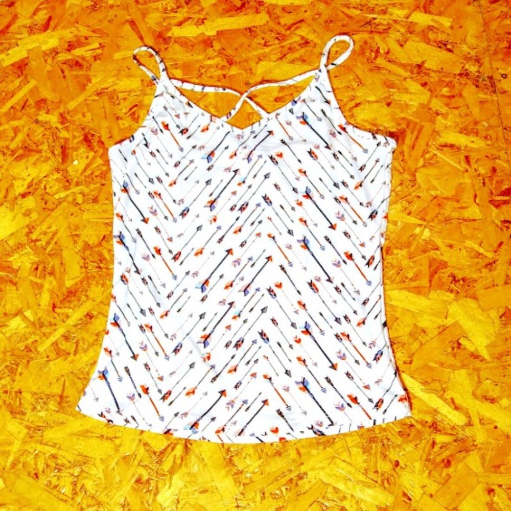TANK TOP*SPAGHETTI STRAPS*WISHFUL PARK*WOMEN L*SOUTHWEST/TRIBAL DESIGN